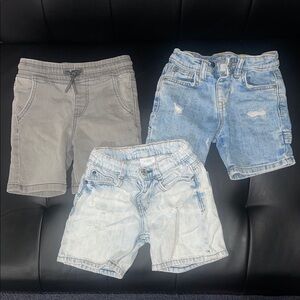 Cat & Jack Gray and Denim Shorts Trio